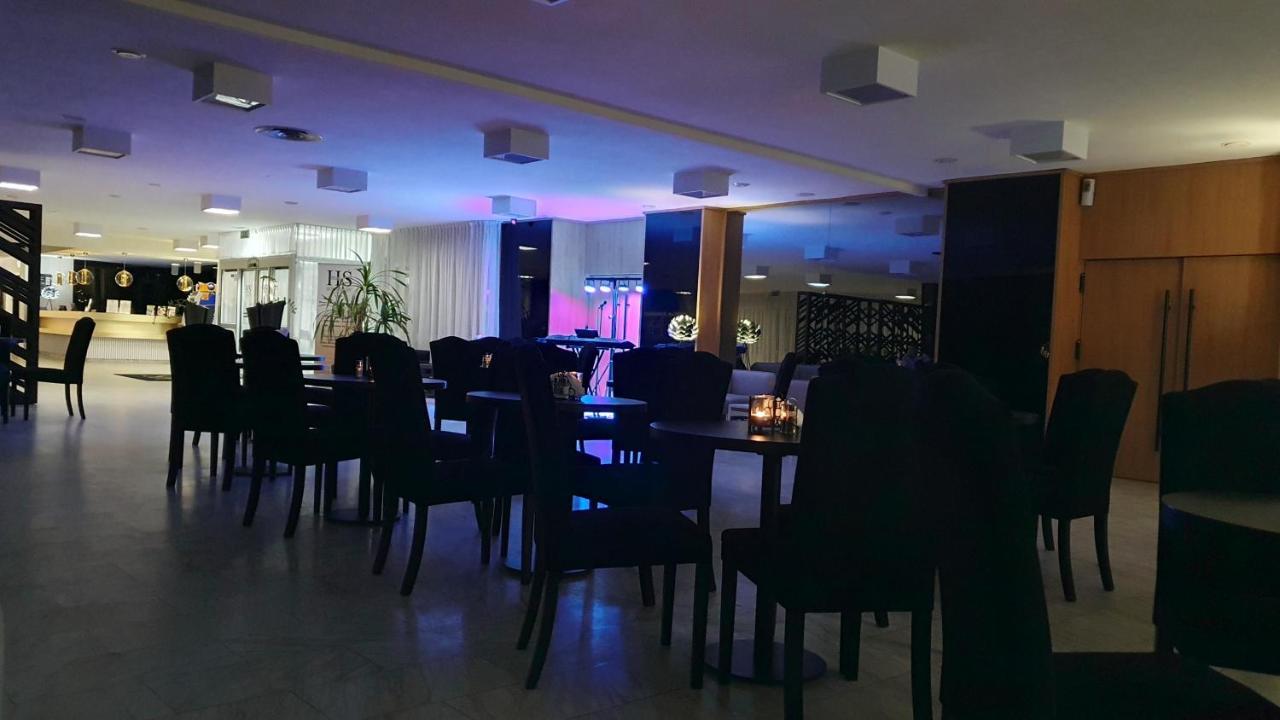 Gold Horizon Apartament Solny Resort Z Klimatyzacja I Garazem كولوبرزيغ المظهر الخارجي الصورة
